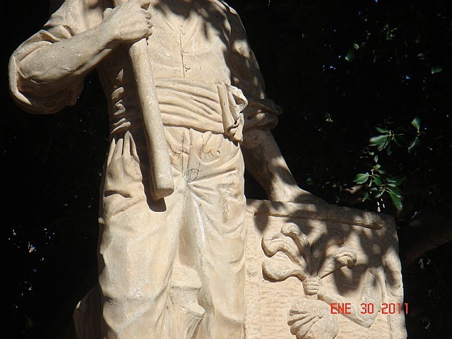 Los socialistas denuncian que la imagen de Guadalupe está siendo insultada debido a los graffitis en los símbolos principales - 4, Foto 4