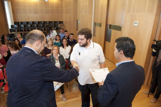 Trece alumnos del curso de Dinamización Infantil harán prácticas en empresas - 1, Foto 1