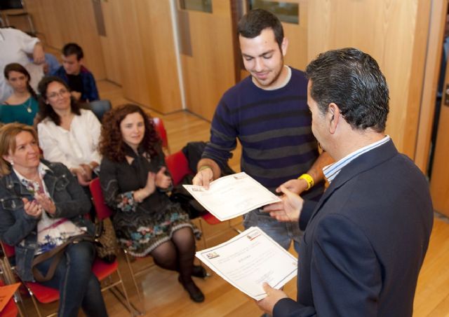 Trece alumnos del curso de Dinamización Infantil harán prácticas en empresas - 2, Foto 2