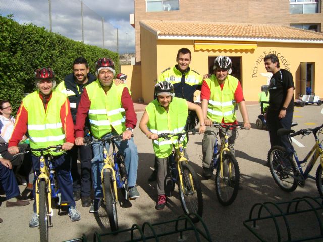 Los usuarios del Servicio de Apoyo Psicosocial participan en las jornadas de educación vial, Foto 1