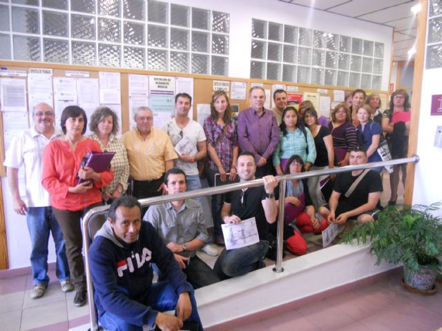 El Ayuntamiento clausura un segundo curso de ingls con 100 horas de formacin, Foto 2