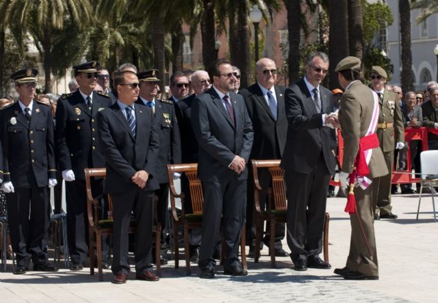 Los Artilleros conmemoran el 2 de Mayo - 1, Foto 1