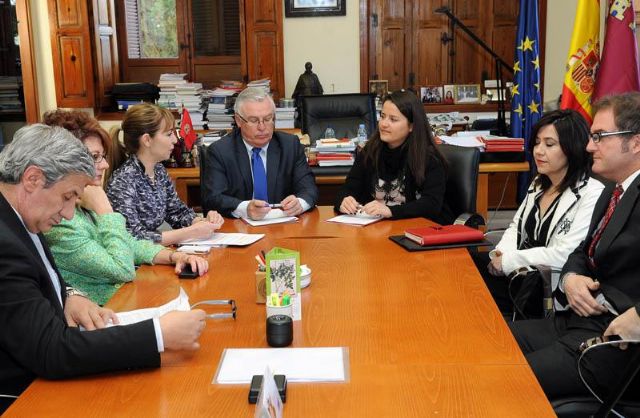 Más de 2.600 escolares visitan este curso el Acuario de la Universidad de Murcia - 3, Foto 3