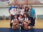 El colegio Madres de Dios se proclama campeón regional de baloncesto cadete femenino en deporte escolar