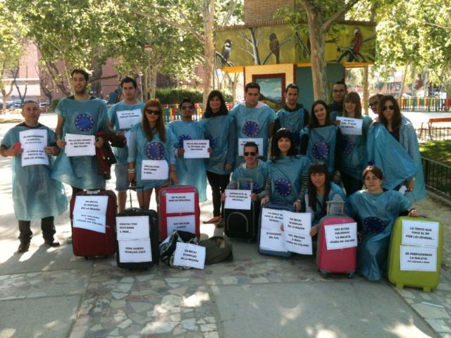 JSRM pide soluciones para evitar que emigrar a Europa sea el único movimiento de los jóvenes de la Región - 1, Foto 1