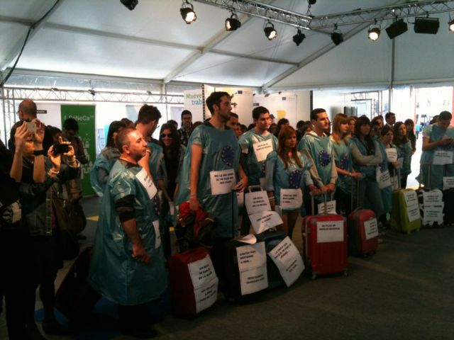 JSRM pide soluciones para evitar que emigrar a Europa sea el único movimiento de los jóvenes de la Región - 3, Foto 3