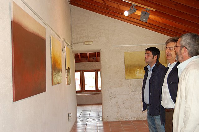 El pintor Salvador Hernández expone su mundo onírico en la Torre Vieja de Alguazas - 1, Foto 1