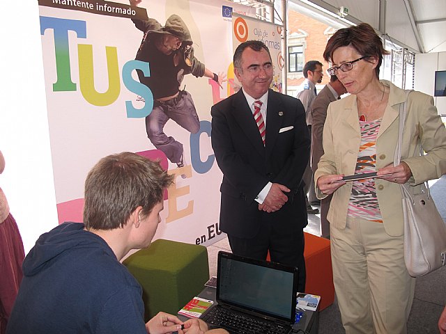 Campos anima a los jóvenes a fortalecer su vínculo con Europa para ampliar su formación, capacidad emprendedora e inserción laboral - 1, Foto 1