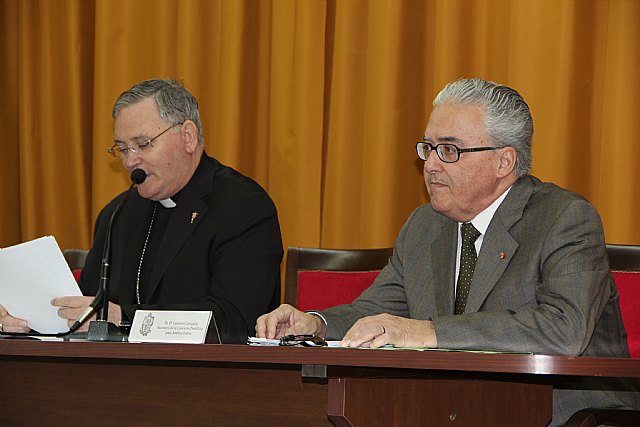 D. Guzmán Carriquiry: “se requiere una nueva evangelización” - 1, Foto 1