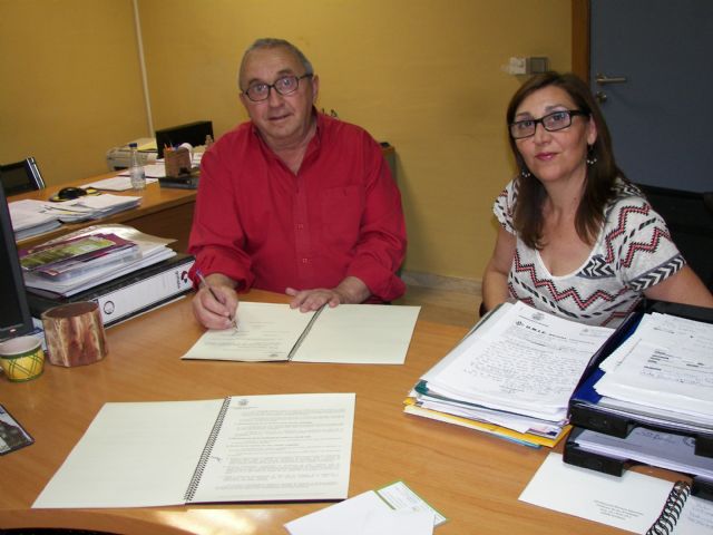 El Ayuntamiento de Archena y la Asociación Proyecto Abraham firman un convenio de colaboración con fines sociales y medioambientales - 1, Foto 1