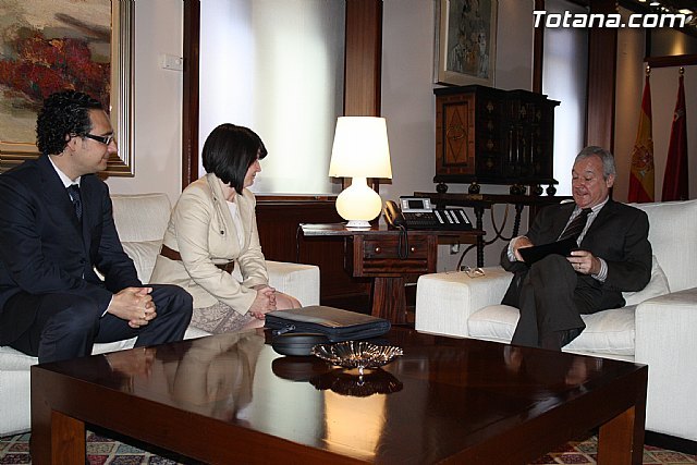 La alcaldesa de Totana reclama apoyo institucional al Vicepresidente del Comité de las Regiones, Foto 5