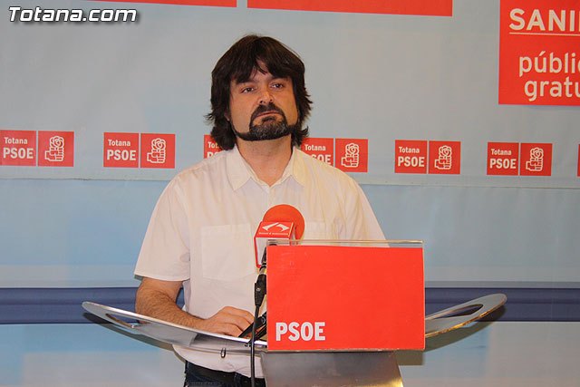 Los Socialistas le recuerdan al Equipo de Gobierno que no pueden desatenderse los centros educativos del municipio, Foto 1