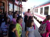 Un tren recorre el trayecto entre Águilas y Pulpí para apoyar la reivindicación de una Estación Intermodal para la Comarca