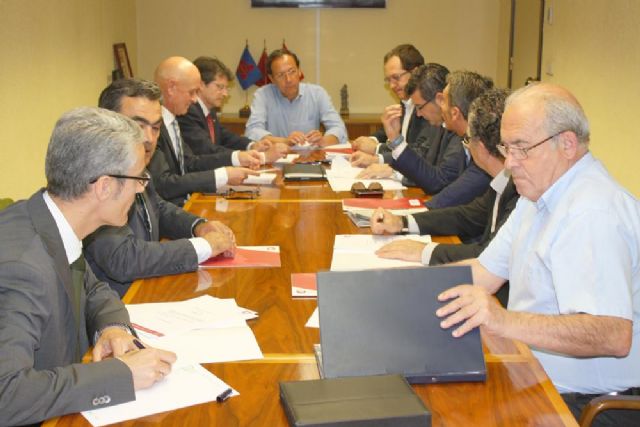 Cámara sostiene que la mejor forma de garantizar la suficiencia financiera de los ayuntamientos será delimitar las competencias - 1, Foto 1