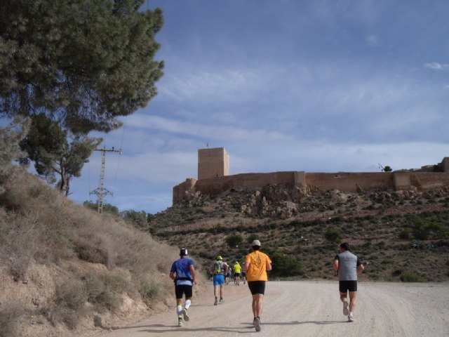 Fin de semana pleno de carreras para los atletas del CAT - 13