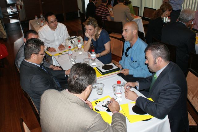 Murcia acoge un foro de negocios para potenciar los acuerdos comerciales con empresas de Alicante - 2, Foto 2
