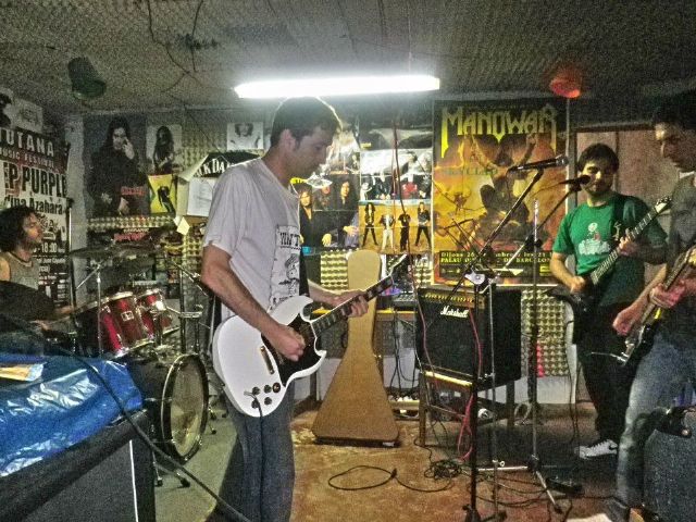 El grupo ‘Kontrabando’ vuelve a actuar en directo este viernes 11 de mayo - 3