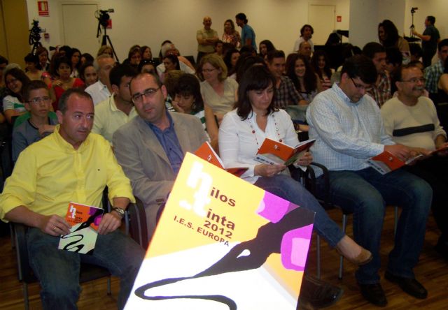 Concluye la I Semana Cultural del IES Europa con la publicación del libro Hilos de Tinta - 3, Foto 3