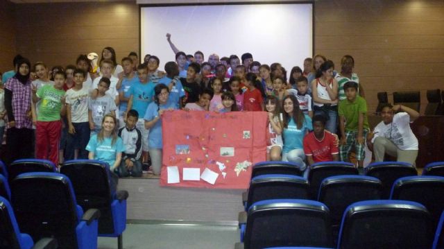 Andrés Lledó, el Ultraman de los desiertos, con los Centros Interculturales - 1, Foto 1