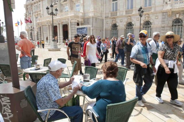 Enseñan a los camareros a ser agentes turísticos - 1, Foto 1