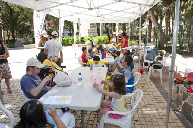 Los discapacitados desarrollan sus habilidades en unos talleres que facilitan el respiro familiar - 3, Foto 3