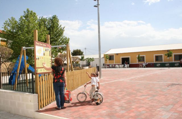 Culminan las obras de la plaza de Caneja, ejecutadas con un presupuesto de 120.000 euros - 1, Foto 1