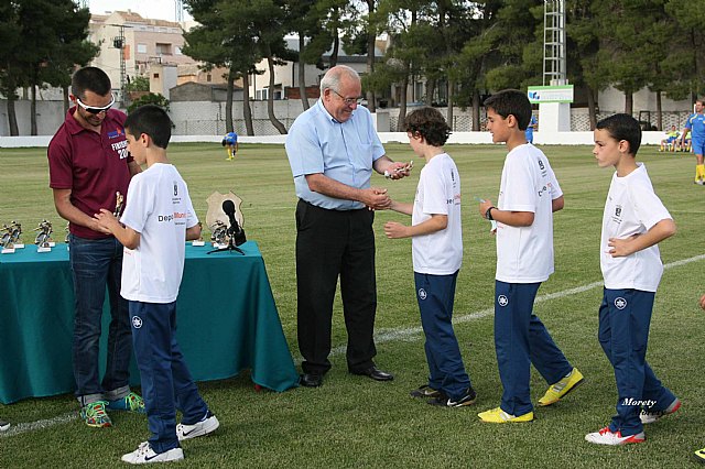 Caravaca celebra el ascenso de su equipo de fúlbol y homenajea al conjunto benjamín - 2, Foto 2