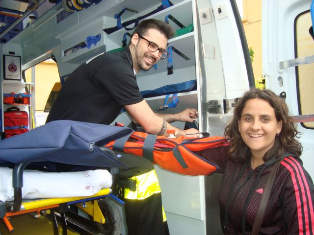 Los usuarios del Servicio Municipal de Apoyo Psicosocial visitan las instalaciones de Protección Civil, Foto 1