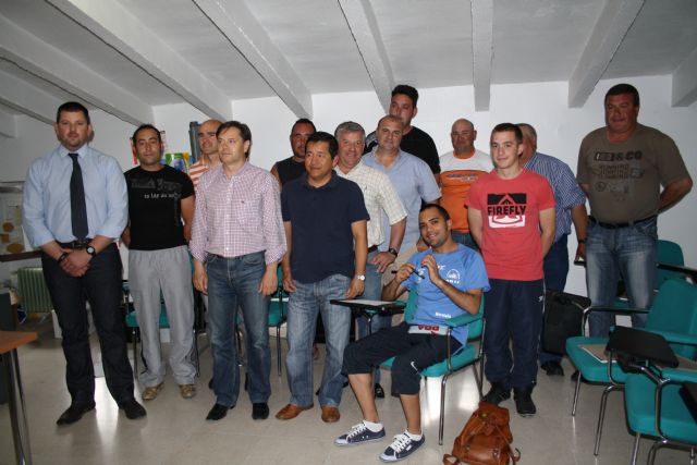 El Ayuntamiento de Bullas entrega los diplomas a los alumnos del curso de primeros auxilios - 1, Foto 1