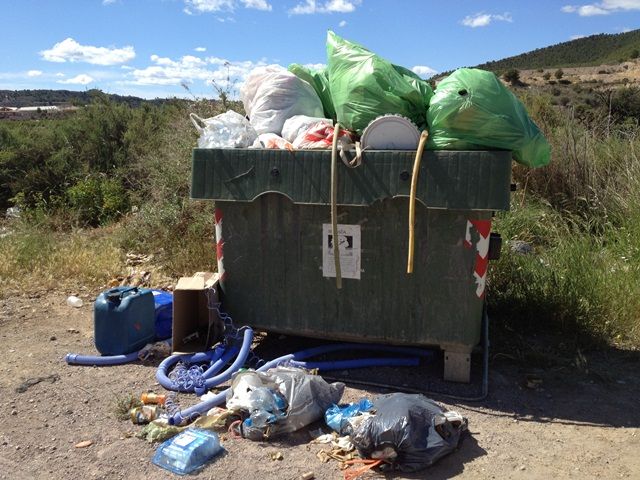 IU Totana: Alcaldesa y concejala de Hacienda, más que aclarar conceptos en la subida de las tasas de basura, continúan derrochando incoherencia, Foto 1