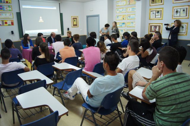The school made "Reina Sofa" develops two draft educational innovation, Foto 5
