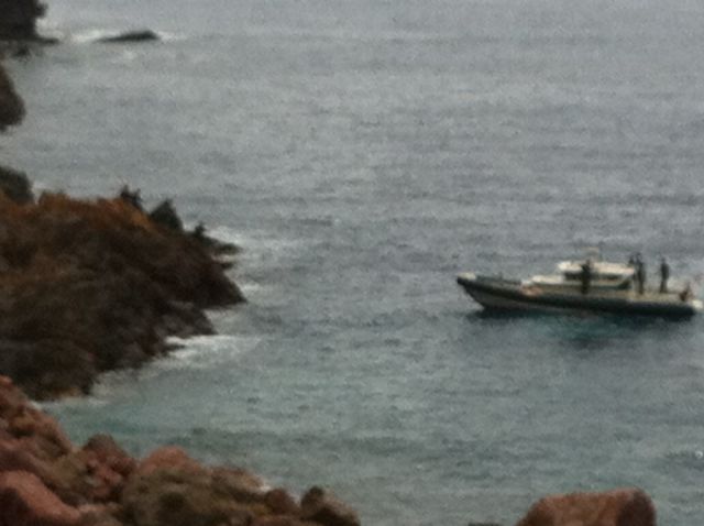 Los Bomberos rescatan a un pescador con una pierna rota en Punta Aguilones - 4, Foto 4