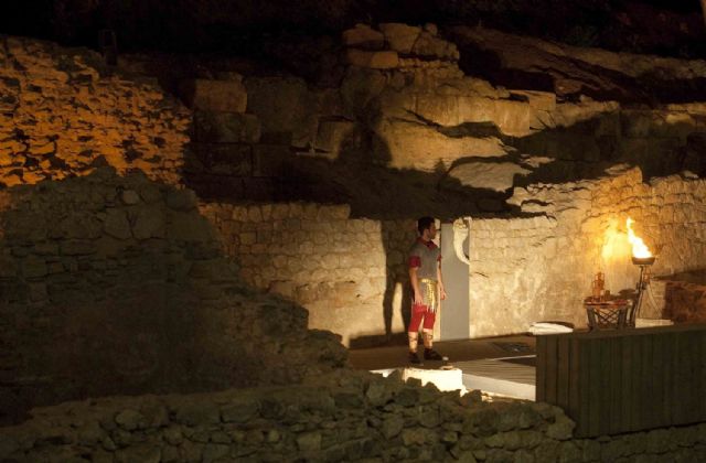 La llamada nocturna de los museos seduce a los cartageneros - 4, Foto 4