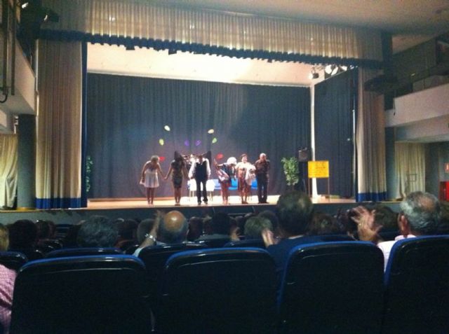 El grupo Canela en Rama homenajea a la escritora torreña Paquita Morales en 92° cumpleaños - 2, Foto 2