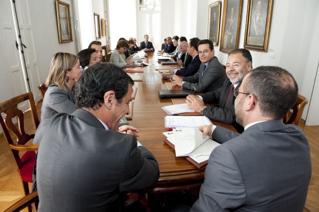 El Ayuntamiento suscribe los préstamos del Plan de Pagos a proveedores - 4, Foto 4