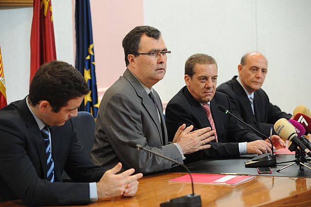 La Comunidad colabora con Alcantarilla para reducir su consumo energético y las emisiones de CO2 a la atmósfera en 13.700 toneladas al año - 2, Foto 2