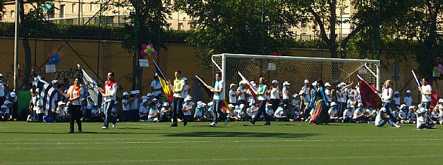 Alumnos del CEIP Santa Eulalia participaron en el IV Encuentro Regional de Danzas del Mundo - 7