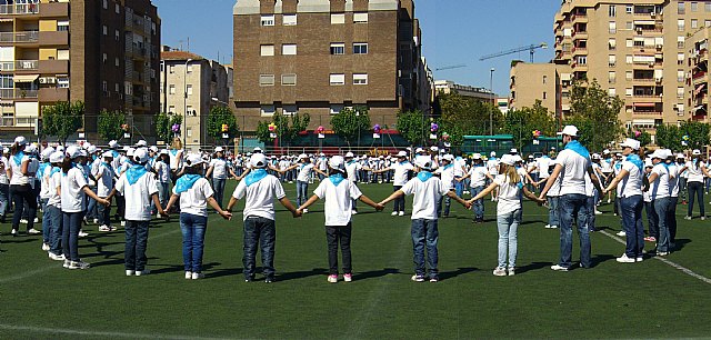 Alumnos del CEIP Santa Eulalia participaron en el IV Encuentro Regional de Danzas del Mundo - 8