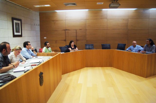 Se celebra la primera reunión de la comisión municipal permanente de seguimiento del picudo rojo, Foto 2