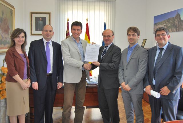 El Ayuntamiento de Alhama reinvertir en el Parque Industrial de Alhama el 50% de los beneficios del aprovechamiento urbanstico que le corresponde por la ampliacin, Foto 1