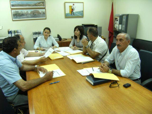 Puesta a punto de una veintena de colegios durante el verano - 1, Foto 1