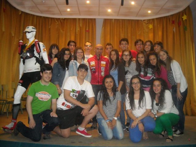 Andrés Lledó hace un alto en Adoratrices con el programa ADE - 2, Foto 2