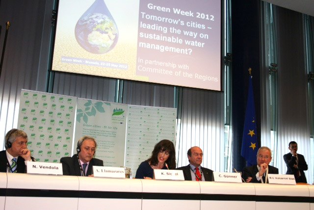 Valcárcel propone que el Pacto de los Alcaldes incorpore, además de la energía, un compromiso sobre el agua - 1, Foto 1