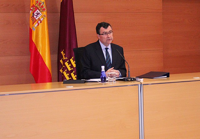 Casi un millón de euros para atender a 117 mayores dependientes de cinco municipios, Foto 1