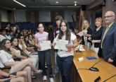 Entregan las acreditaciones a los alumnos de Secundaria del Mster Universitario en Mediacin