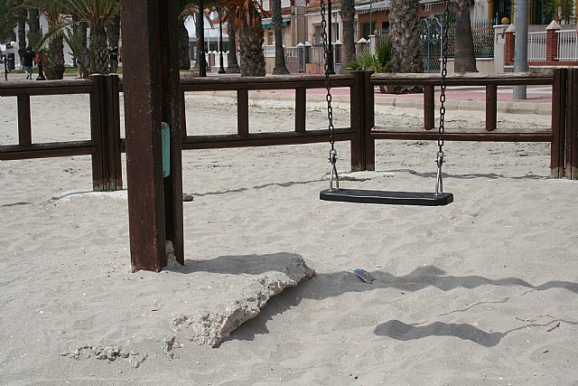 UPyD solicita al equipo de gobierno que arregle los parques infantiles de las playas de San Pedro del Pinatar - 3, Foto 3