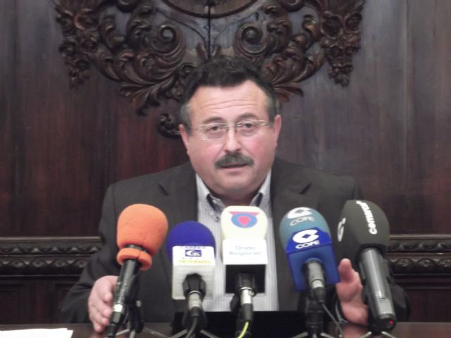 El equipo de Gobierno Municipal vota en contra de una moción que pedía el pago efectivo de las ayudas pendientes por parte de la CARM - 1, Foto 1