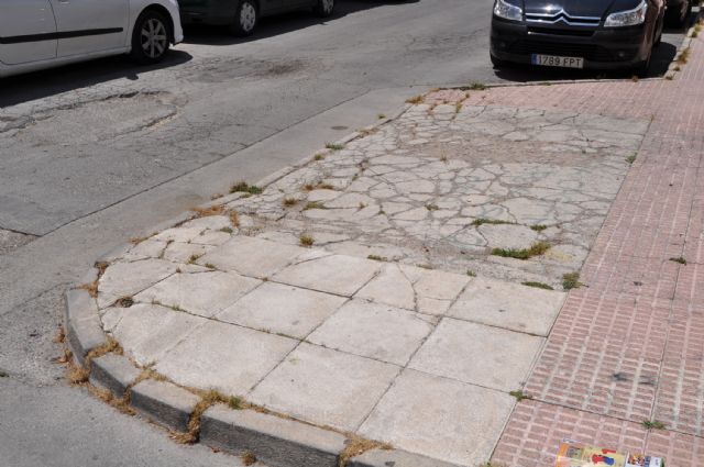 Es urgente invertir en El Sifón para acabar con el grave deterioro de sus calles ya ceras y crear puestos de trabajo entre desempleados - 2, Foto 2