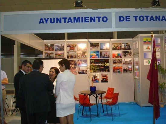 Totana muestra en la feria Entreculturas 2012 los proyectos que se desarrollan en el municipio, Foto 2