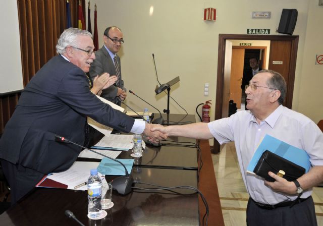 Una alumna del Máster en Desarrollo Económico y Cooperación Internacional gana el II Premio Idea Responsable de la Universidad de Murcia - 3, Foto 3